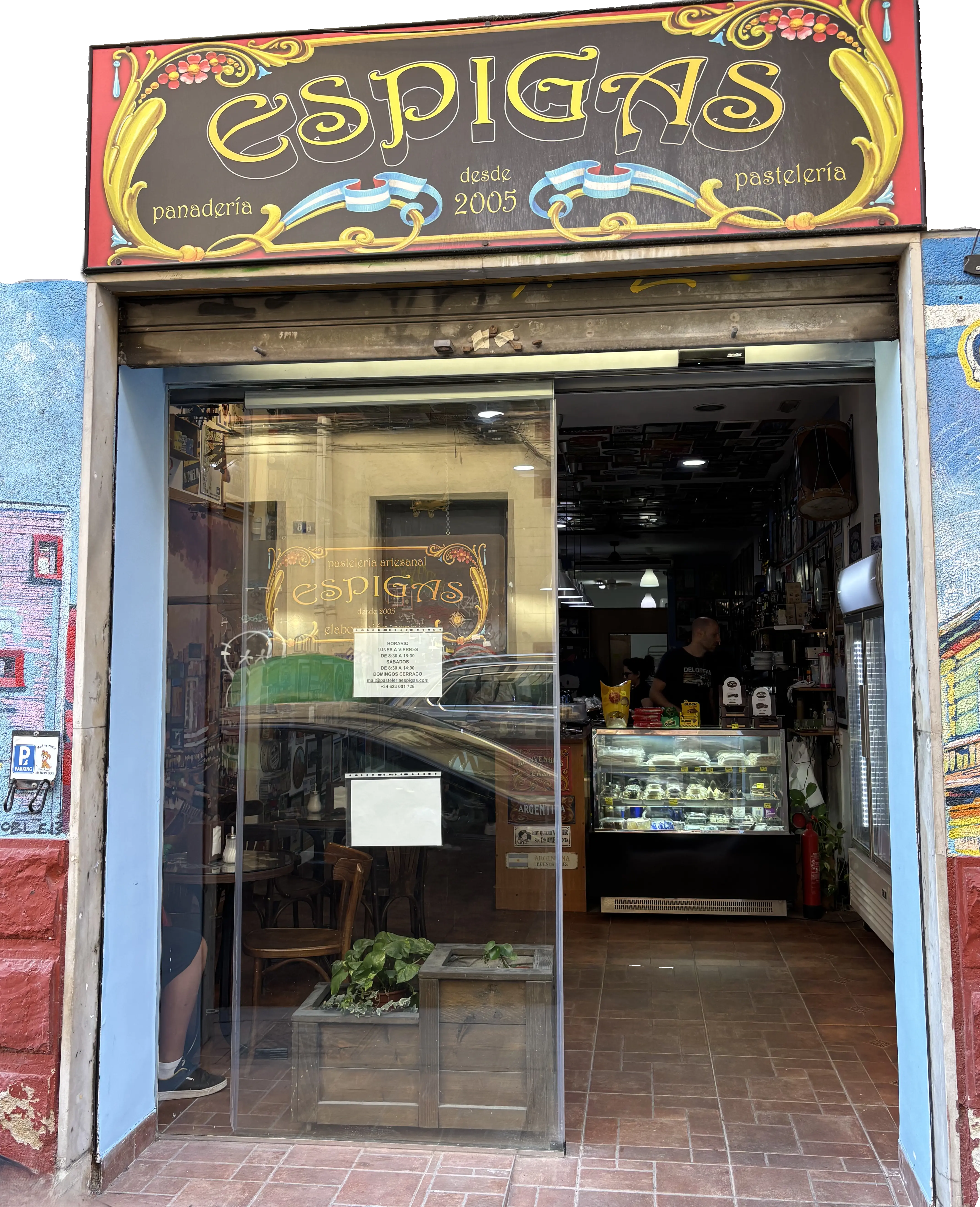 Tienda de yerba mate y pastelería argentina Espigas en Alicante